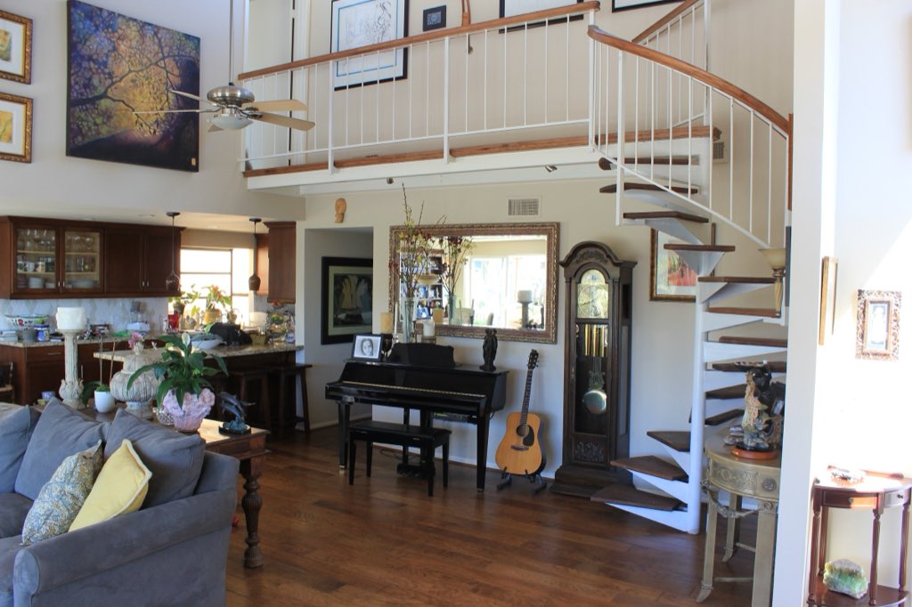 Living spaces, photo 10 of 12