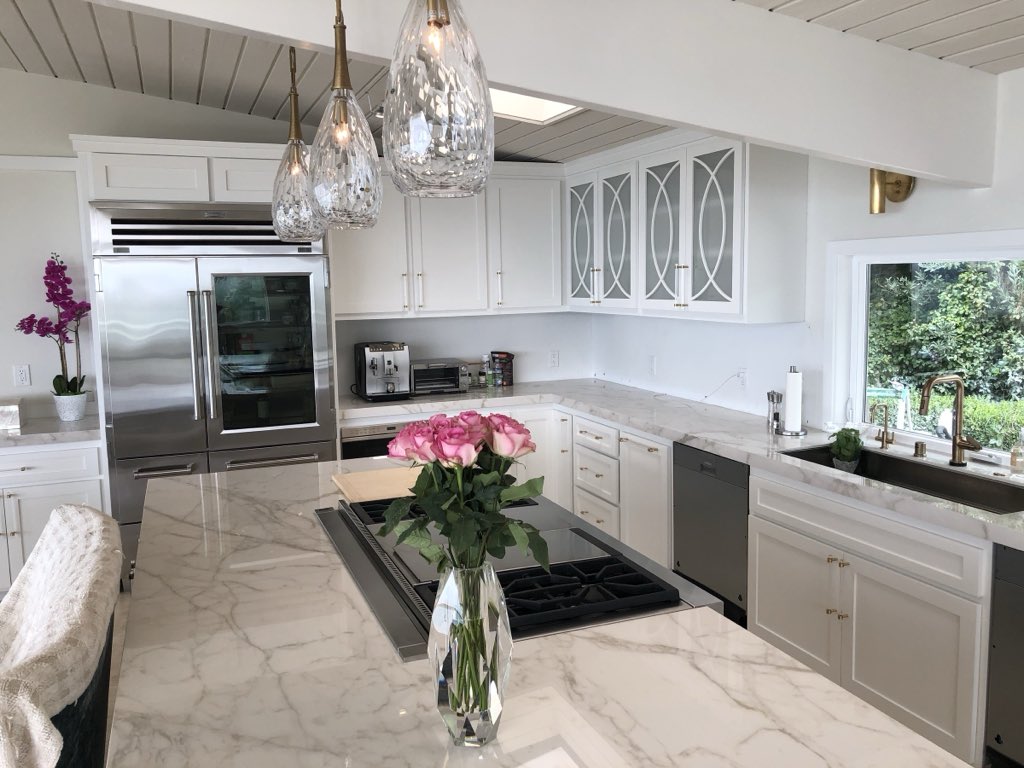 Oceanfront contemporary, photo 10 of 12