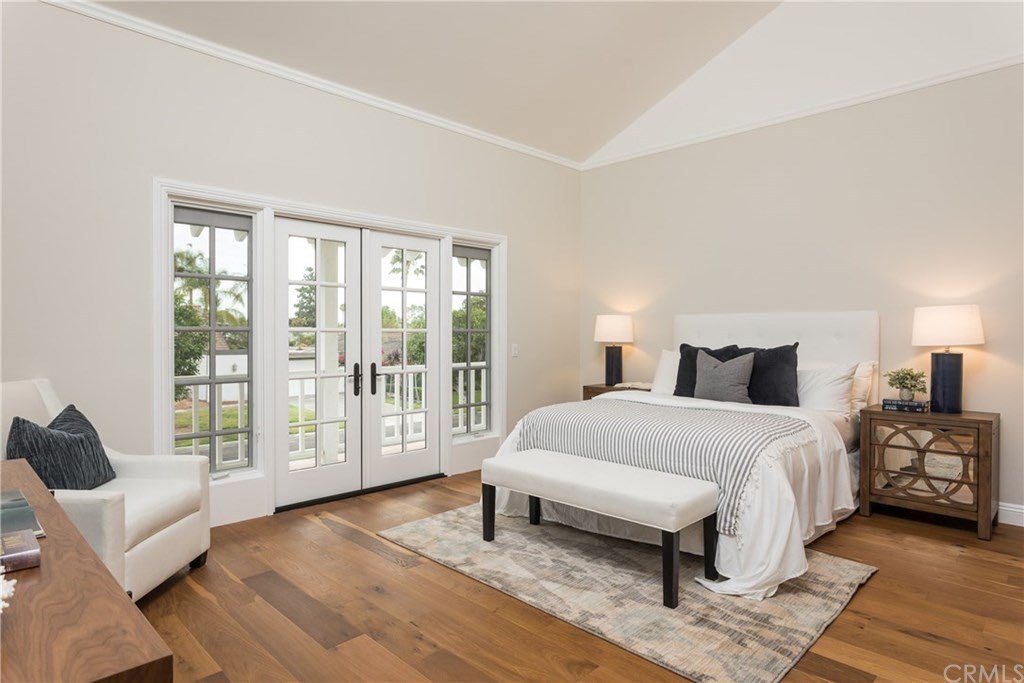 Two-story colonial, photo 6 of 19
